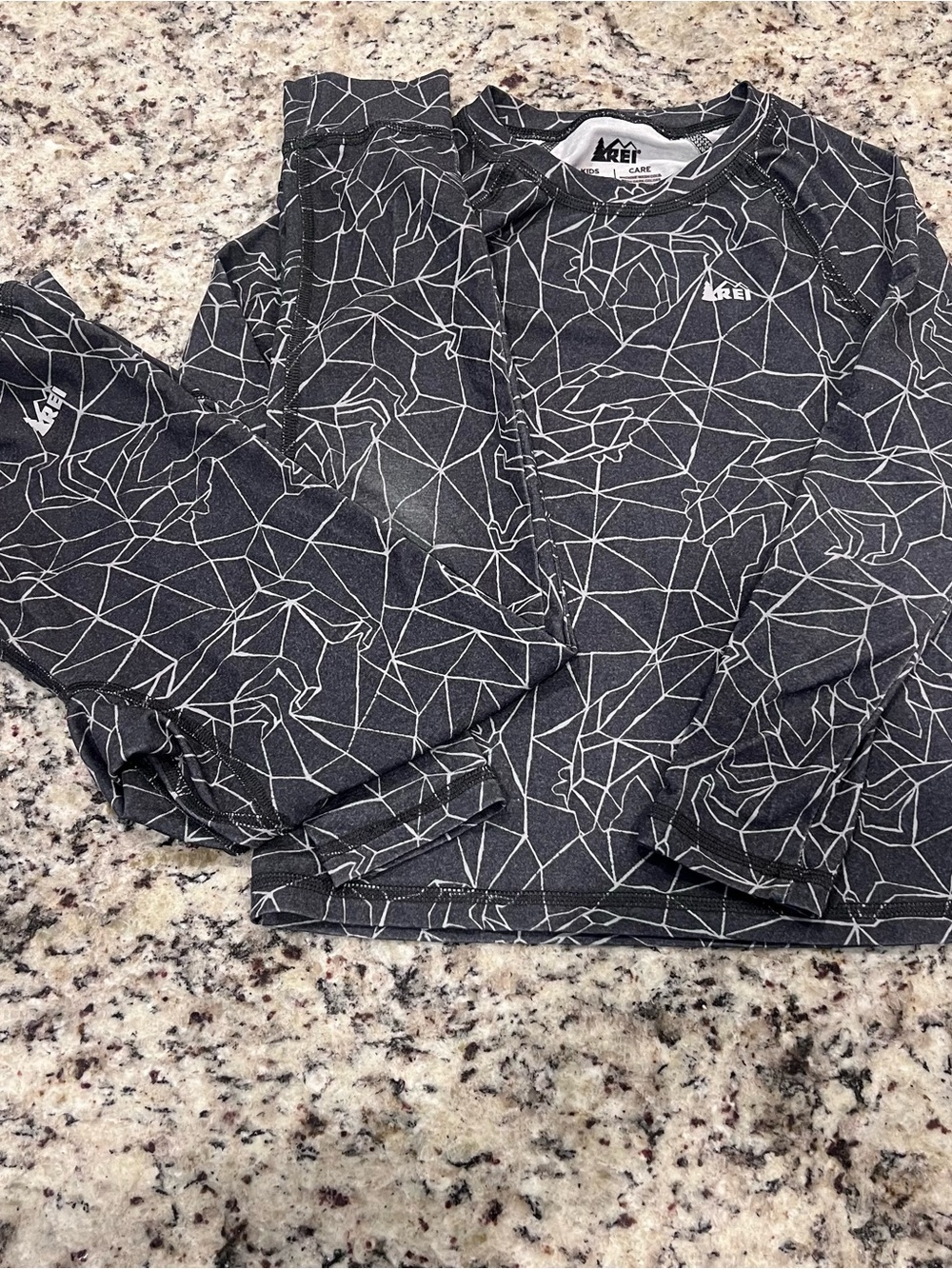 REI Kids Baselayer sz 6-7